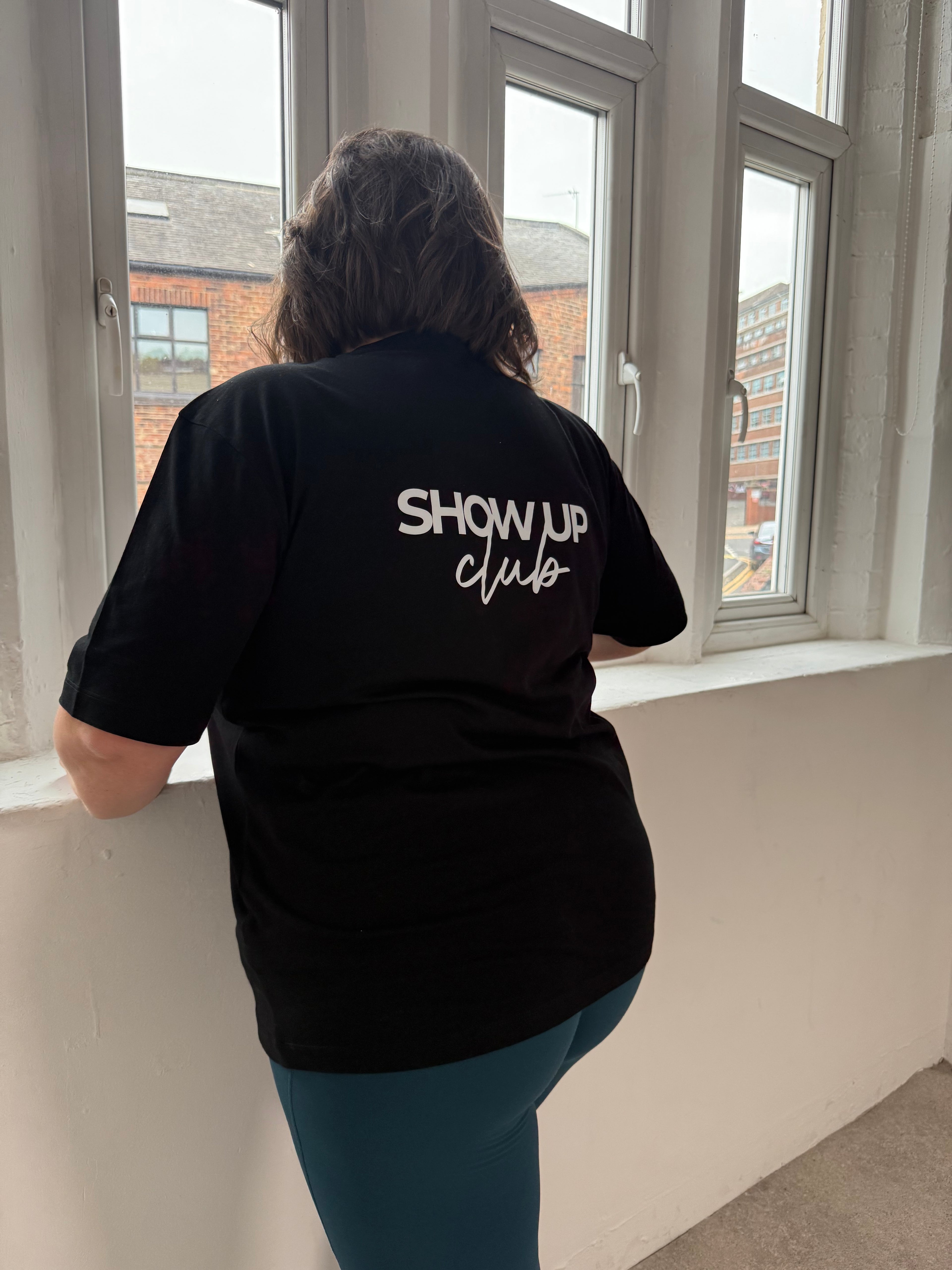 Show Up Club Relaxed Fit Team T-Shirt - Black