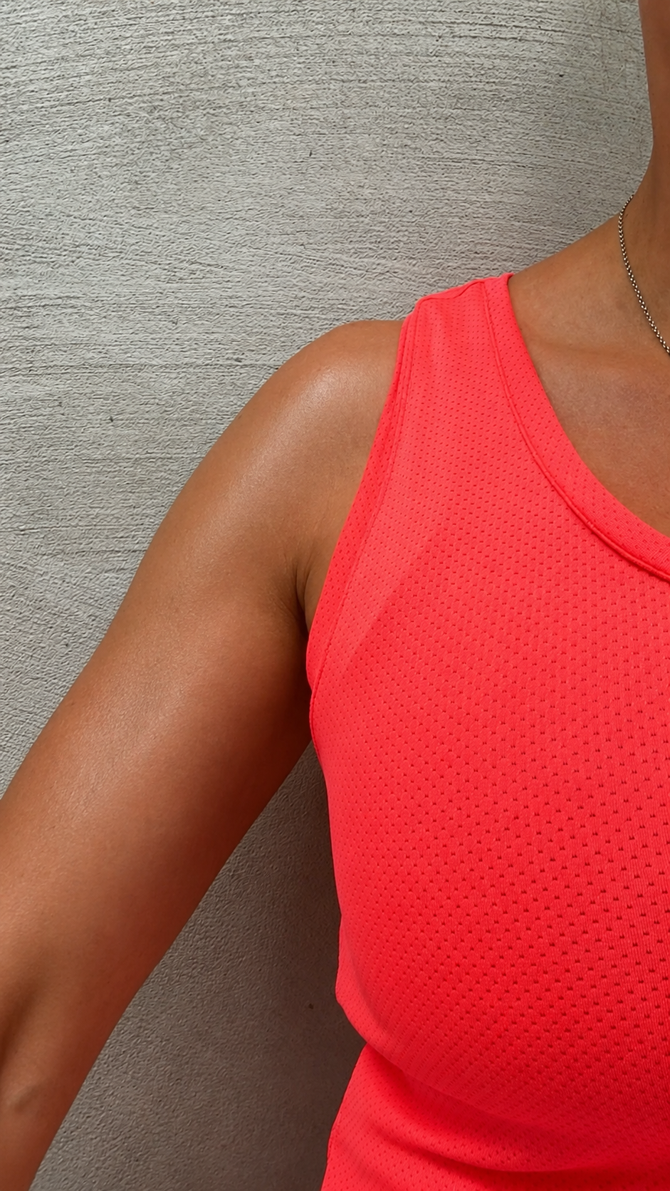 Rosa Relaxed Fitness Tank - Hot Coral