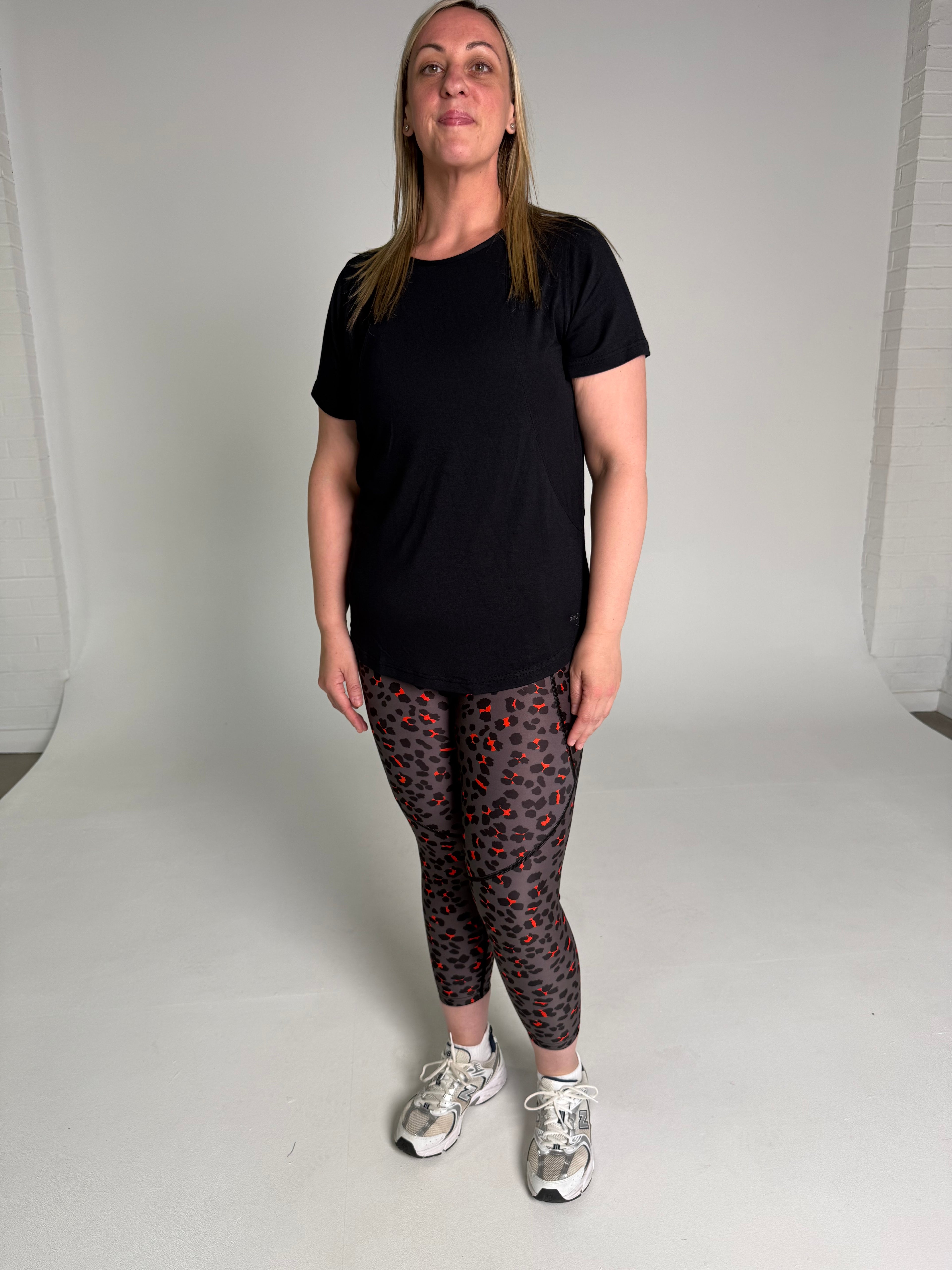 Studio Vibes T-Shirt Black