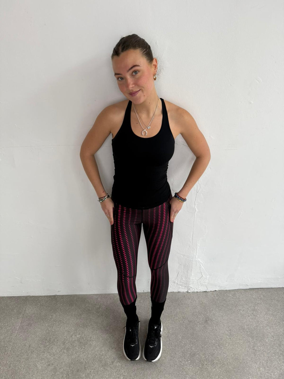 RISE Compression Leggings - Hot Pink Diamond