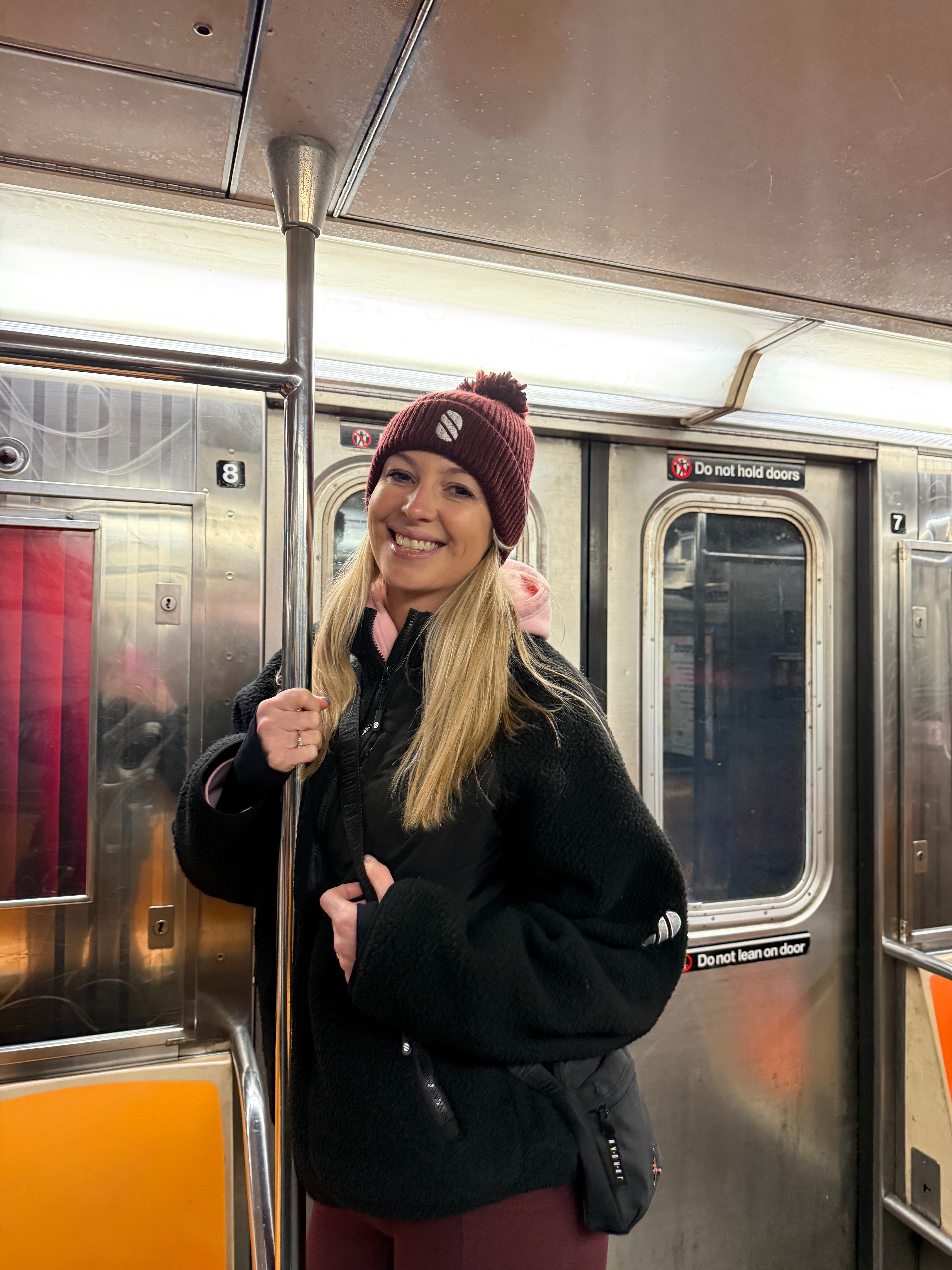 Show Up Club - Half Zip Fleece Black