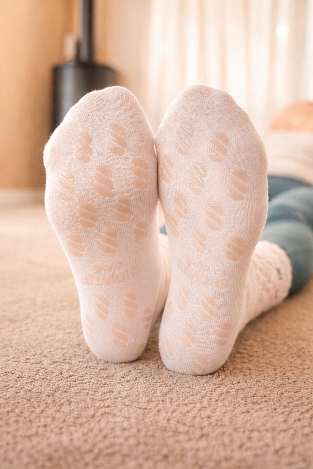 Nostalgia Club Slouch Grip Socks - Single Pack
