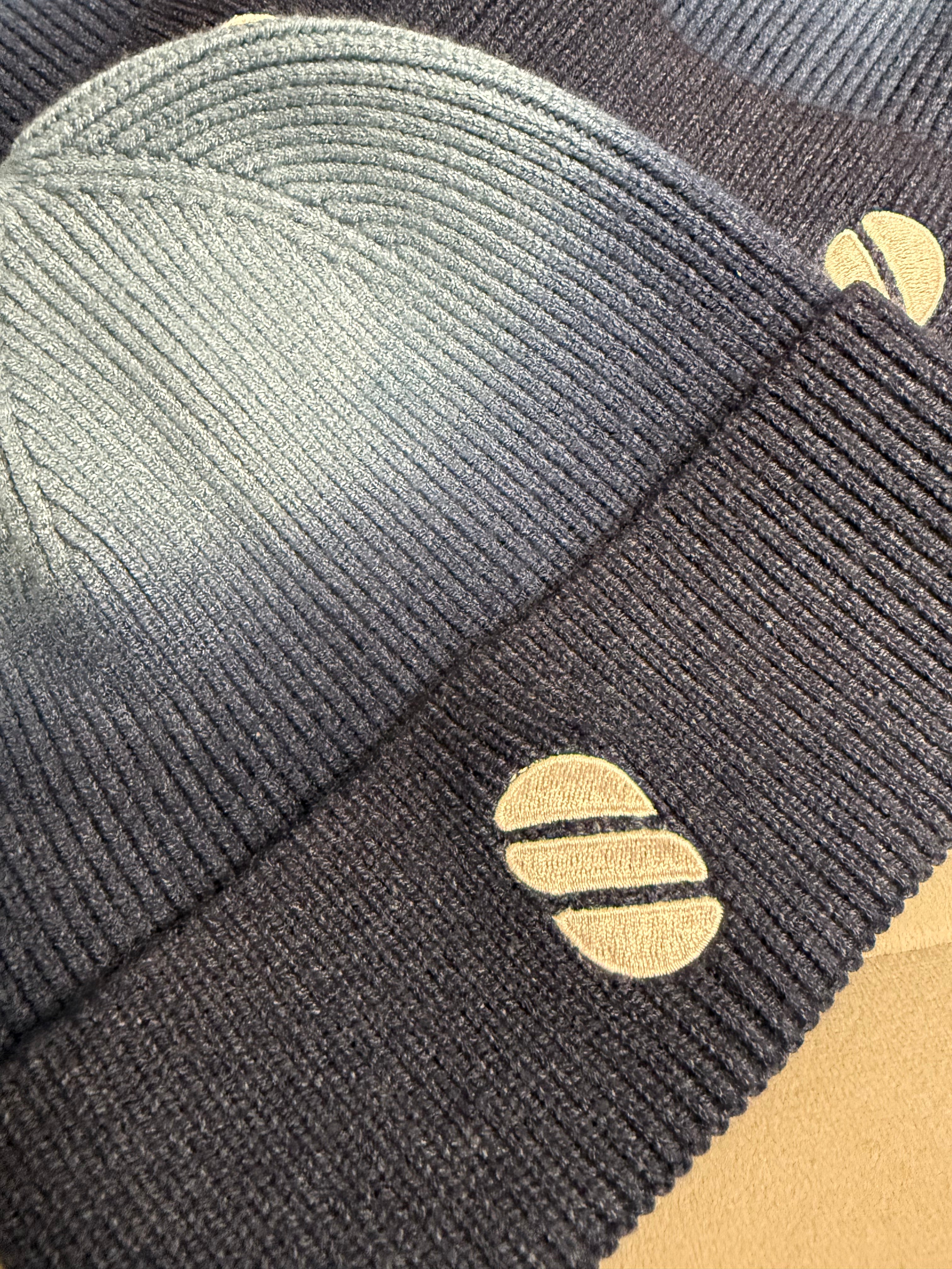 Ombre Show Up Club Beanie - Blue/Navy